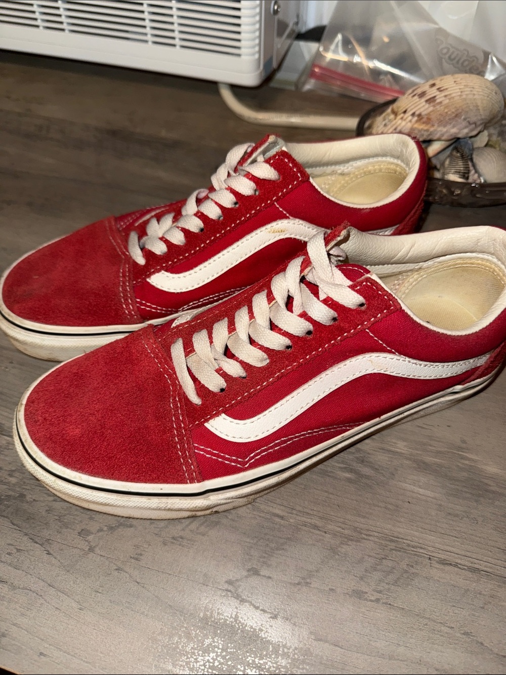 Vans Women’s 8 Men’s 6.5 Old Skool Sneakers — Red and White